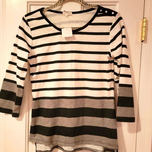 𝅺NWT 3/4 sleeve shirt size Small - Picture 1 of 5